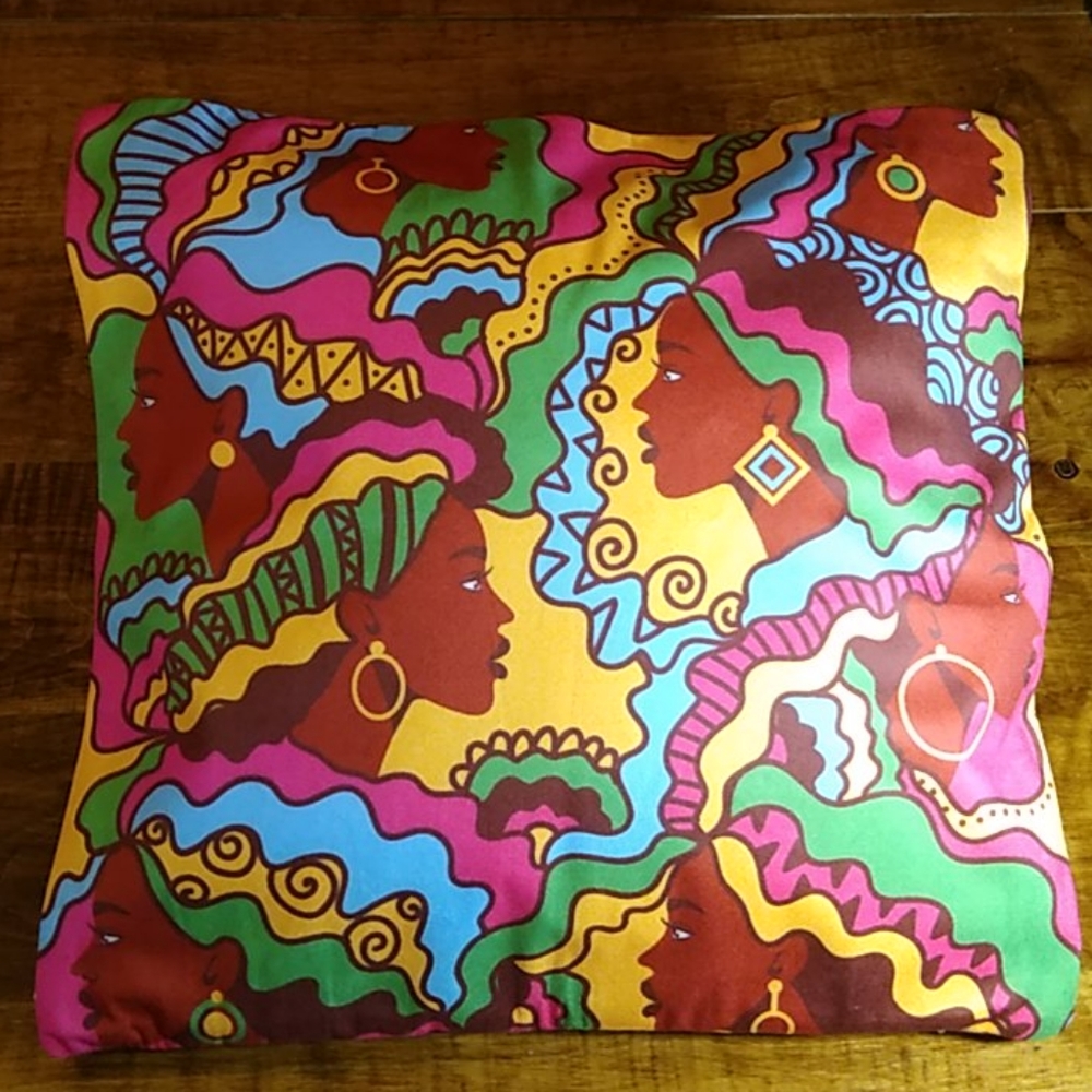 🖐🏽 2 Beautiful women pillow cover case casing